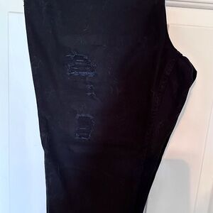 Women’s Black Distressed Jeans